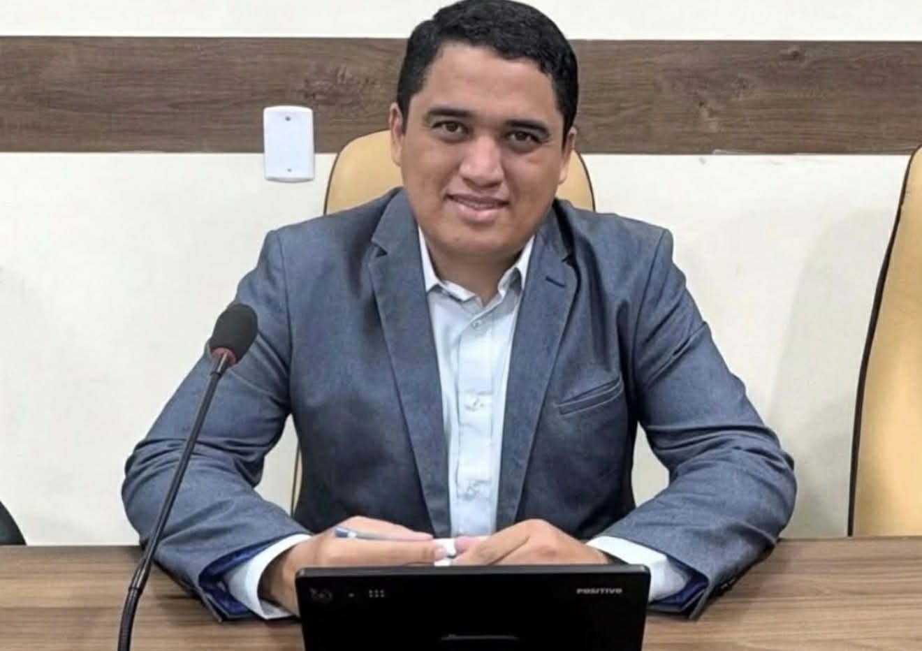 EM NOVA CRUZ, VEREADOR GILIARD  APRESENTA PROJETO CONTRA NEPOTISMO NA ADMINISTRAÇÃO MUNICIPAL