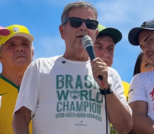 ROGÉRIO MARINHO AFIRMA QUE BOLSONARO SEGUE INSPIRANDO APOIADORES: “NINGUÉM APRISIONA UM SENTIMENTO”