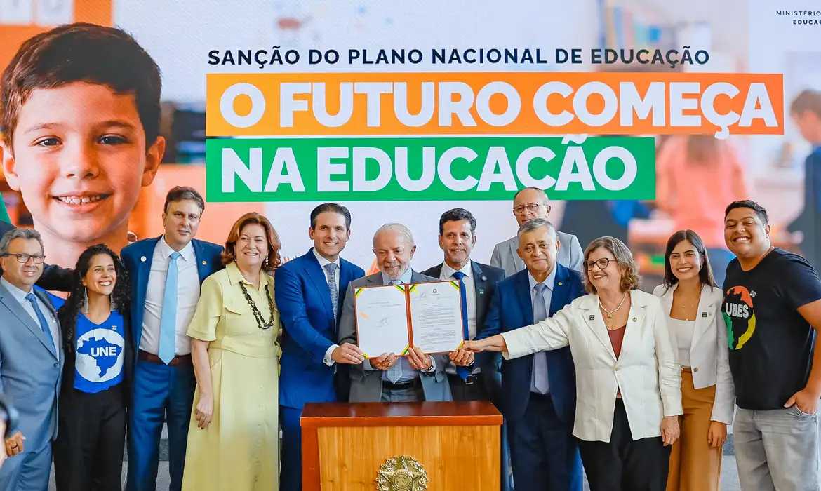 PLANO NACIONAL PREVÊ 10% DO PIB PARA A EDUCAÇÃO; VEJA OUTRAS METAS