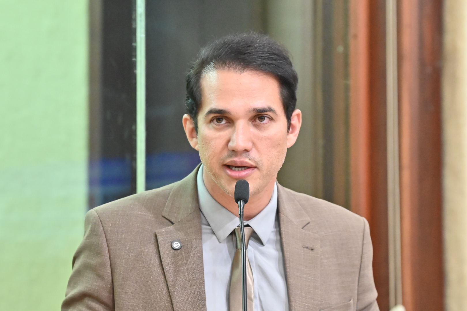 KLEBER RODRIGUES ESCLARECE ANDAMENTO DE OBRAS VIÁRIAS NO AGRESTE POTIGUAR