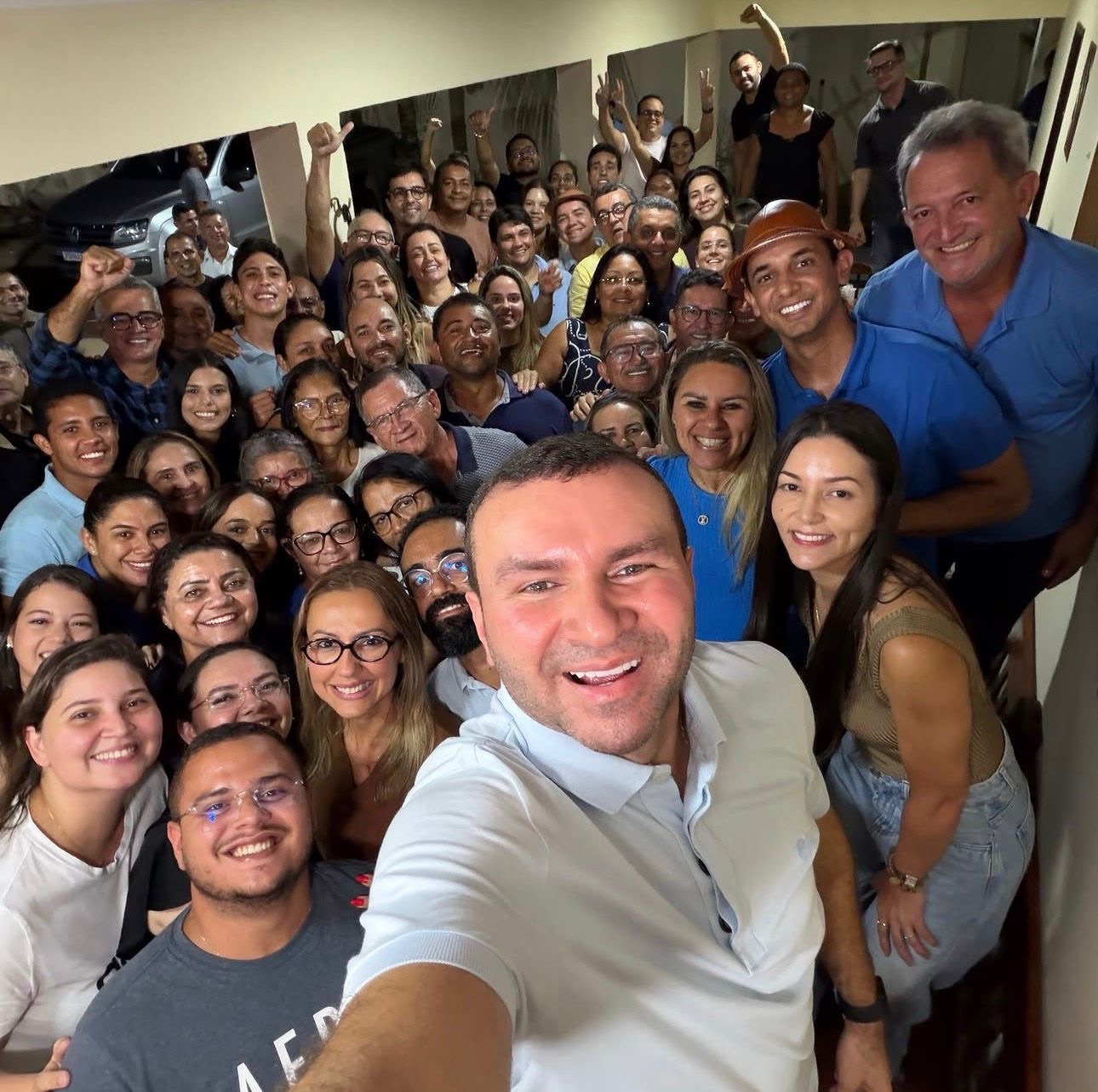 ALLYSON BEZERRA PERCORRE MACAÍBA A CONVITE DE EMÍDIO JÚNIOR E CONSOLIDA BASE POLÍTICA NA GRANDE NATAL