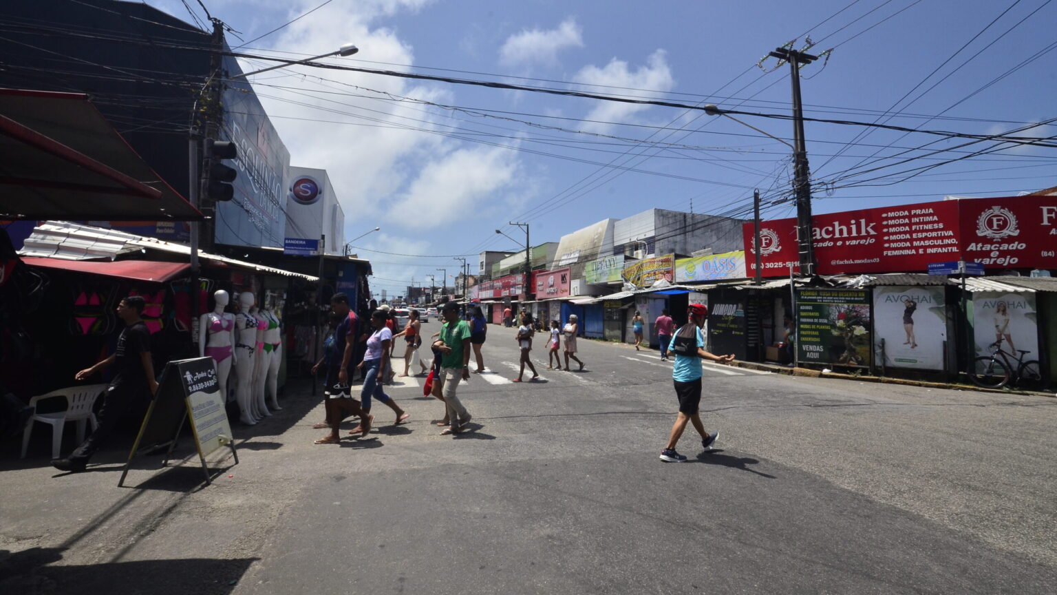 COMÉRCIO DE NATAL TERÁ FUNCIONAMENTO ALTERADO NO FERIADO DE TIRADENTES; CONFIRA
