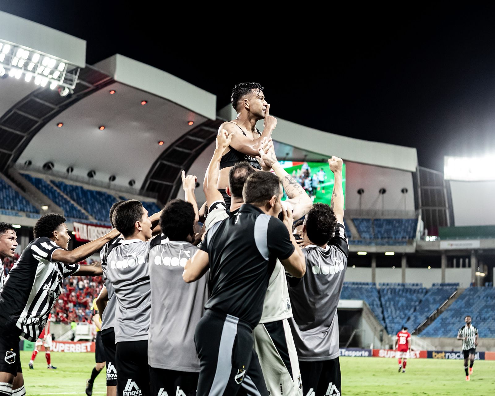 ABC ATROPELA AMÉRICA E VENCE CLÁSSICO POR 3 A 0 NA COPA DO NORDESTE