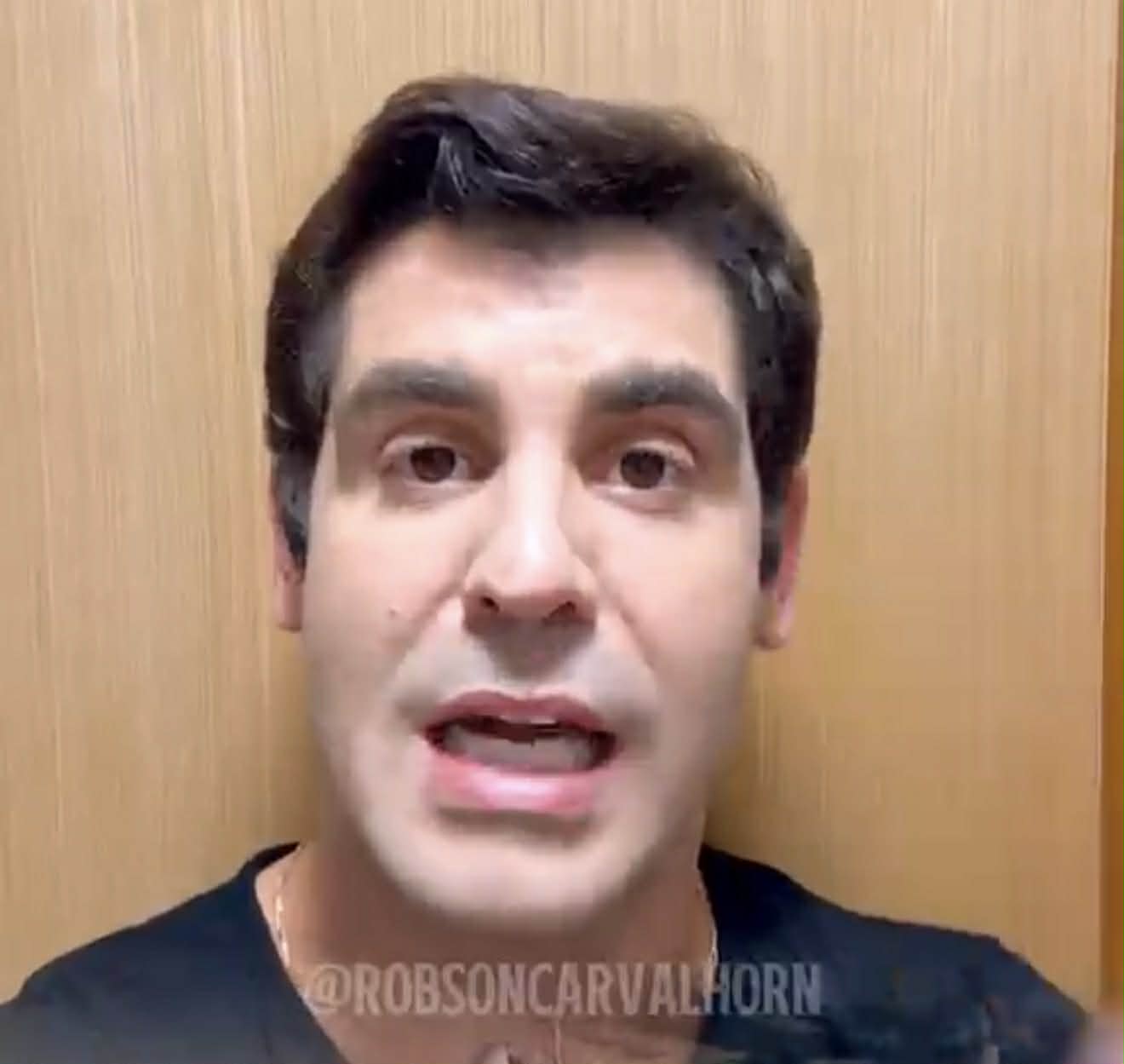 ROBSON CARVALHO DENUNCIA CASO QUE CONFIRMA “TEORIA DO ELO”: HOMEM PRESO POR ATROPELAR IDOSO COM CARRO ROUBADO É O MESMO QUE MALTRATAVA CADELA RESGATADA EM JANEIRO