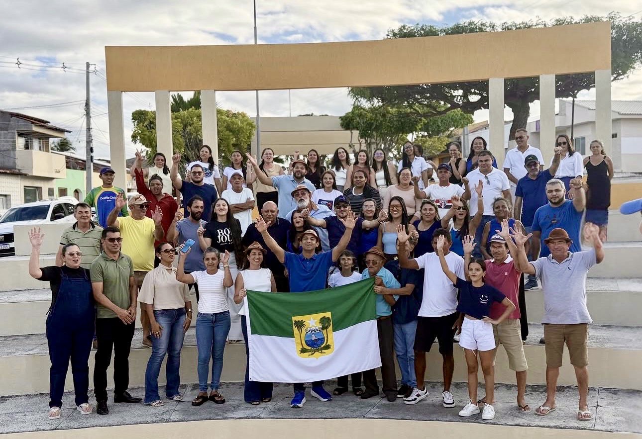 PREFEITA ANDREZZA BRASIL RECEBE PRÉ-CANDIDATO ALLYSON BEZERRA E LIDERANÇAS EM SÍTIO NOVO