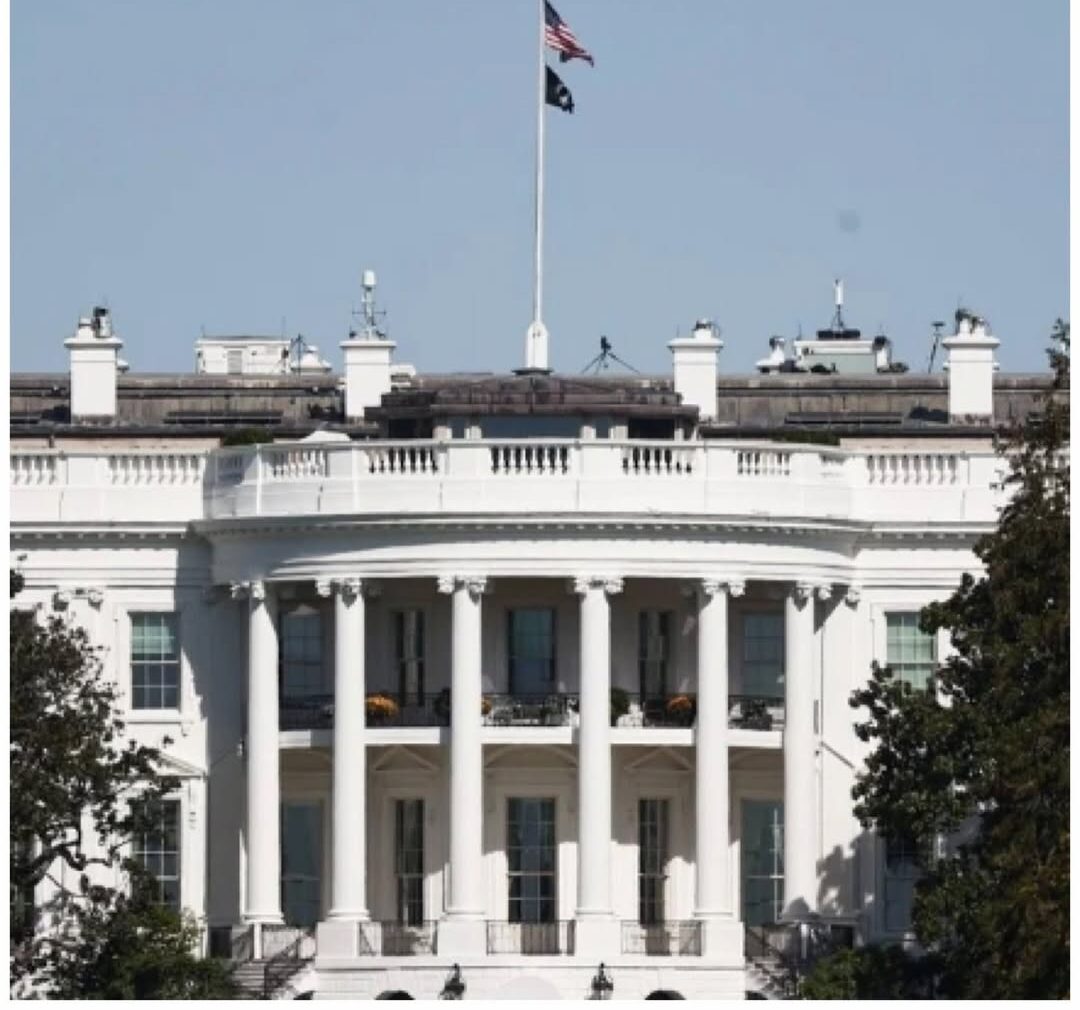 CASA BRANCA ENTRA EM LOCKDOWN APÓS TIROS EM WASHINGTON; VEJA O QUE ACONTECEU