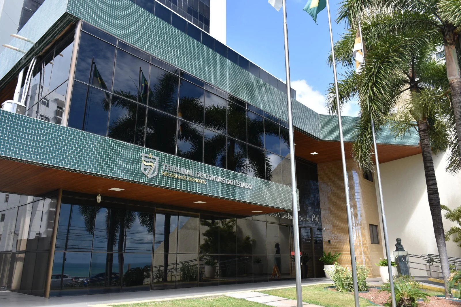 TCE DIVULGA RESULTADO FINAL DAS PROVAS OBJETVAS DO CONCURSO PÚBLICO