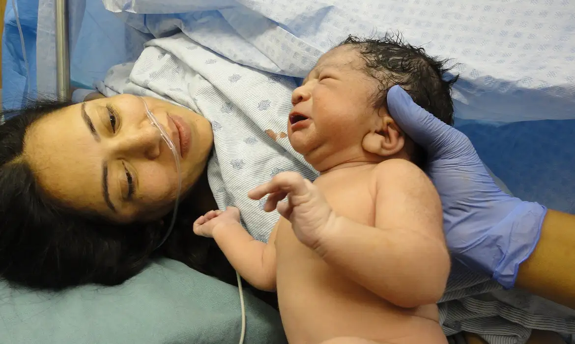MORTALIDADE MATERNA: BRASIL AINDA PERDE CENTENAS DE MULHERES POR ANO