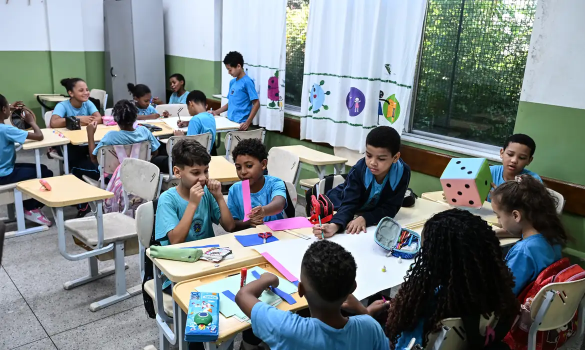 BRASIL ALCANÇA MAIOR ÍNDICE DE DESENVOLVIMENTO HUMANO DA HISTÓRIA