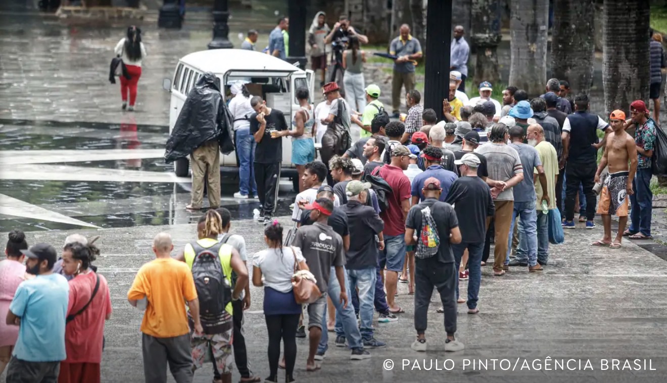 POPULAÇÃO EM SITUAÇÃO DE RUA PASSA DE 388 MIL EM MAIO NO BRASIL