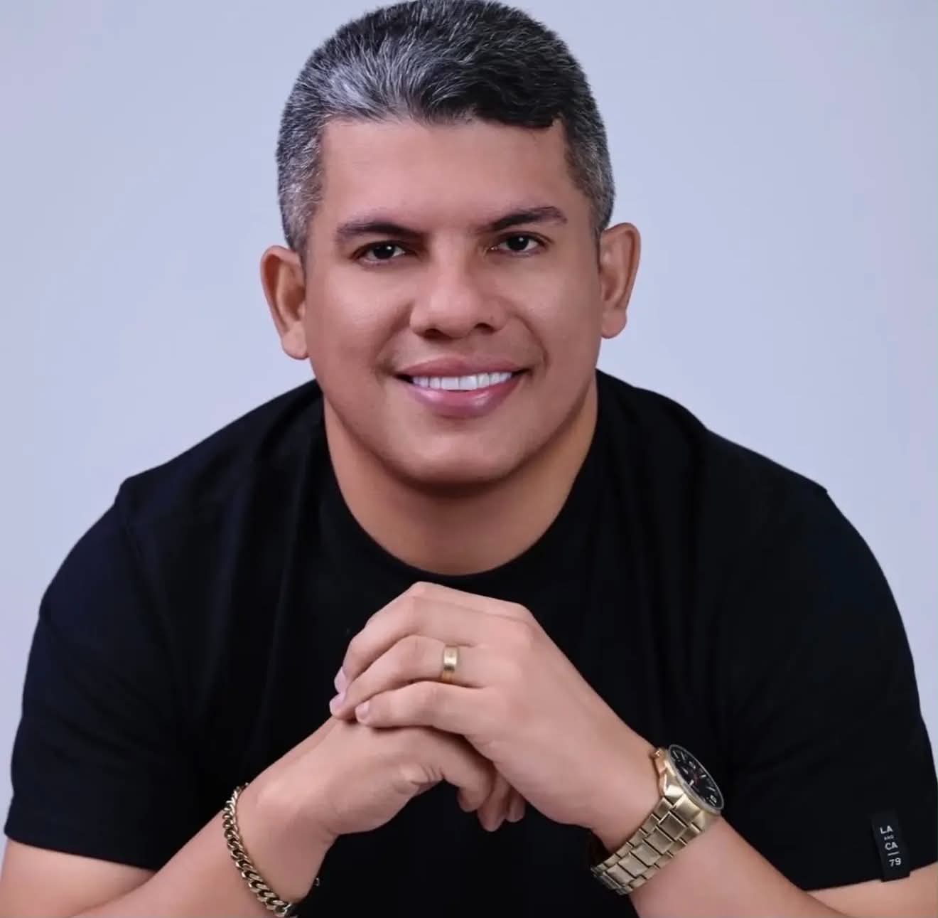 ANIVERSARIANTE DO DIA É O GRANDE LÍDER POLÍTICO DE LAGOA DE PEDRAS, SALIN SALES