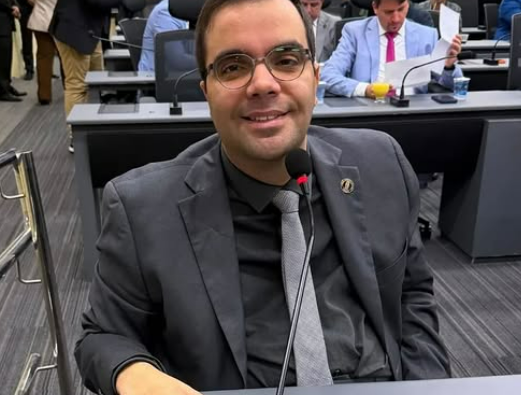 PROJETO DO VEREADOR TÉRCIO TINOCO É APROVADO NA CÂMARA E PREVÊ COMUNICAÇÃO POR PICTOGRAMAS EM ESPAÇOS PÚBLICOS DE NATAL