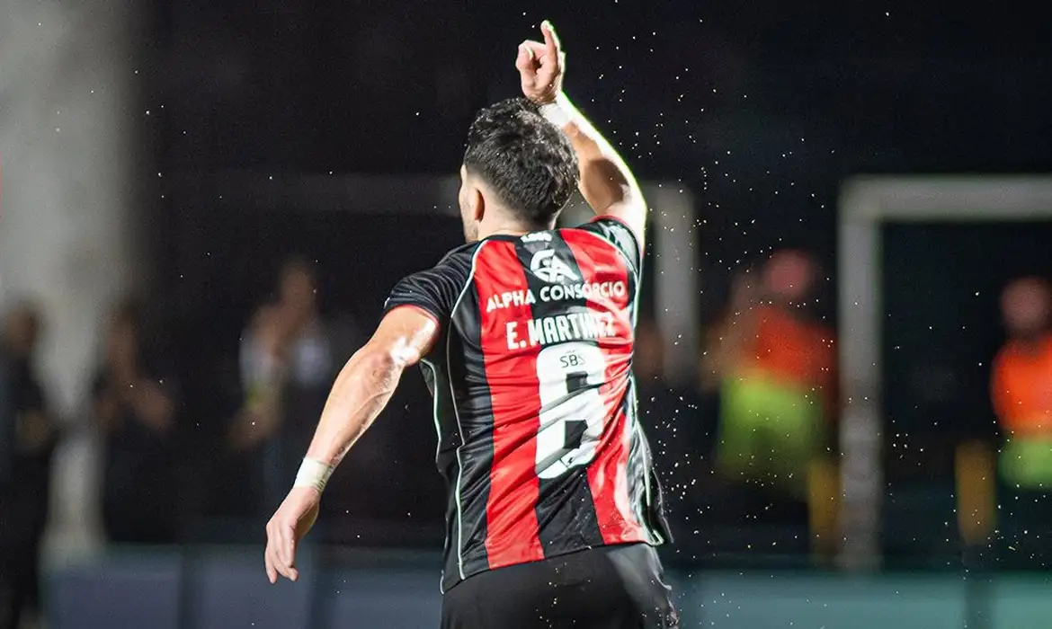 VITÓRIA VIRA SOBRE O FORTALEZA E CONQUISTA O PENTA DA COPA DO NORDESTE