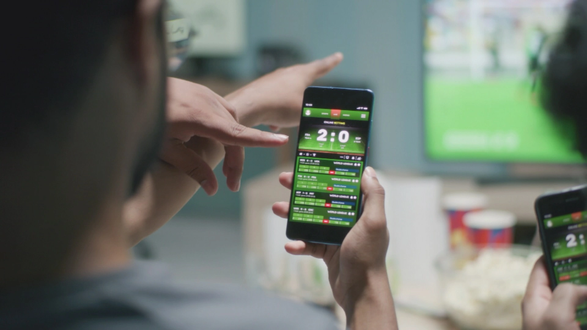 ANÚNCIOS DE BETS PASSAM A EXIGIR ALERTAS OBRIGATÓRIOS