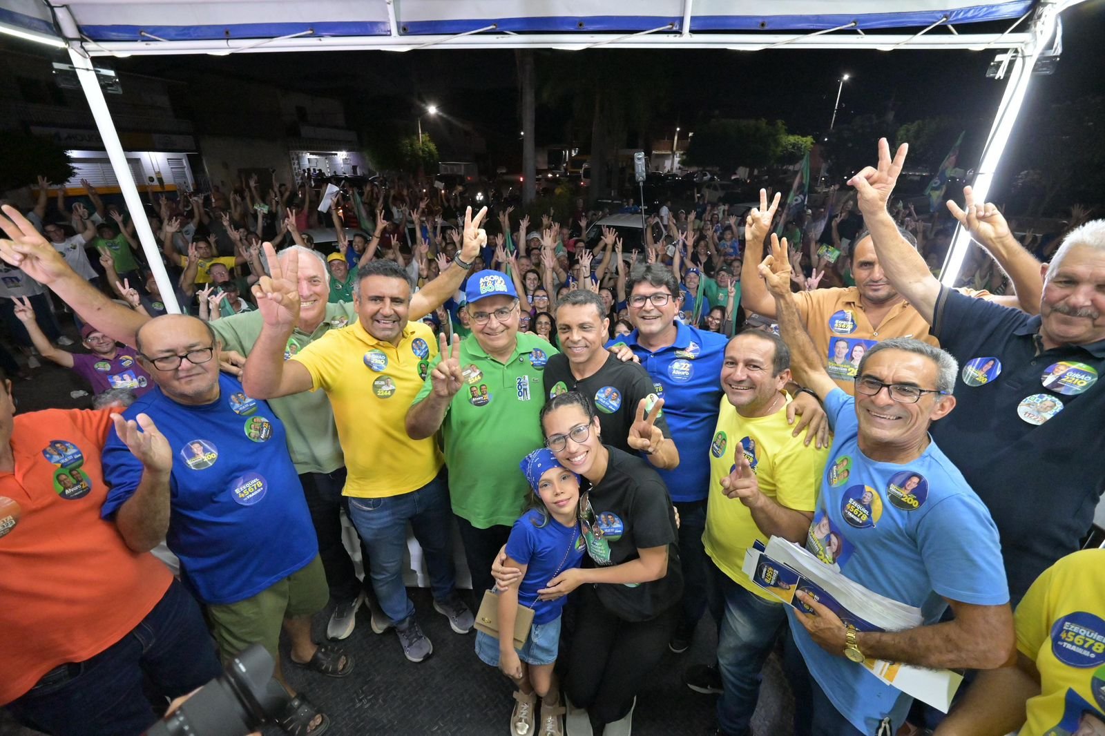 COM CARREATAS E PASSEATAS, ÁLVARO DIAS PERCORRE O SERIDÓ EM AGENDA MARCADA POR MIBILIZAÇÃO POPULAR