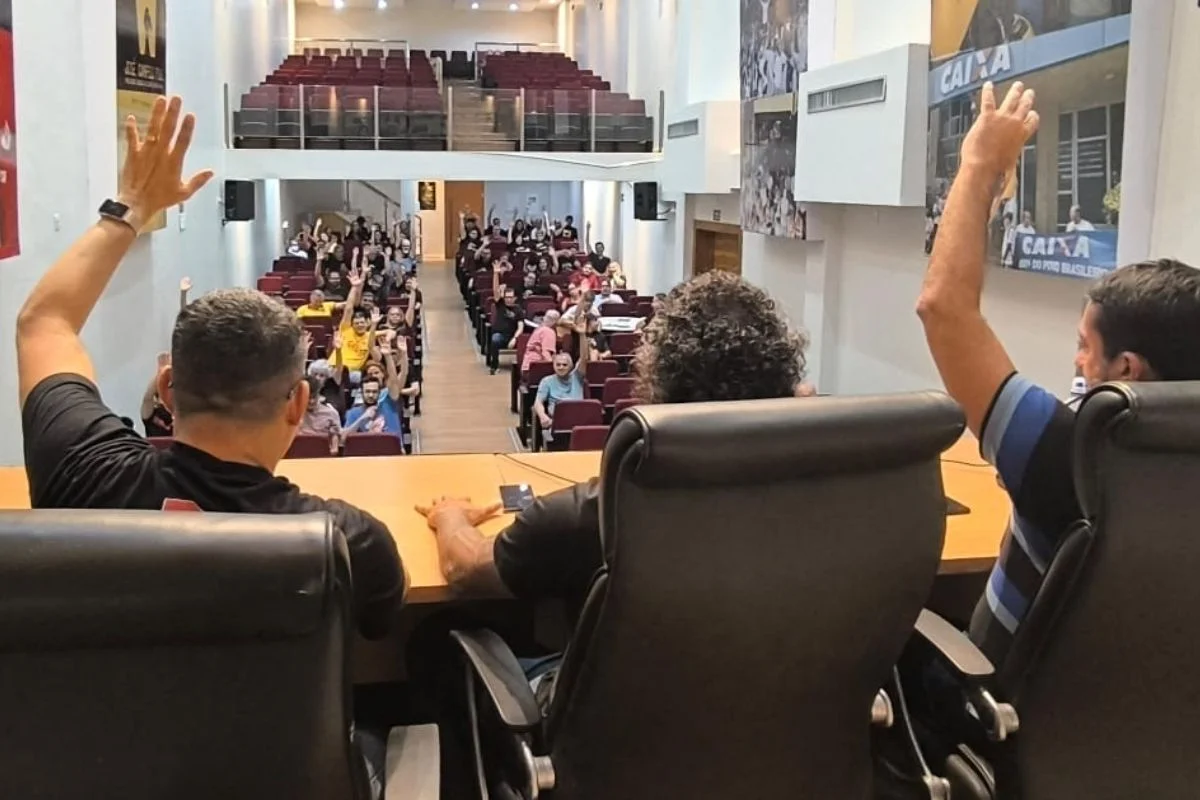 BANCÁRIOS DO RN APROVAM GREVE PARA 2 DE SETEMBRO