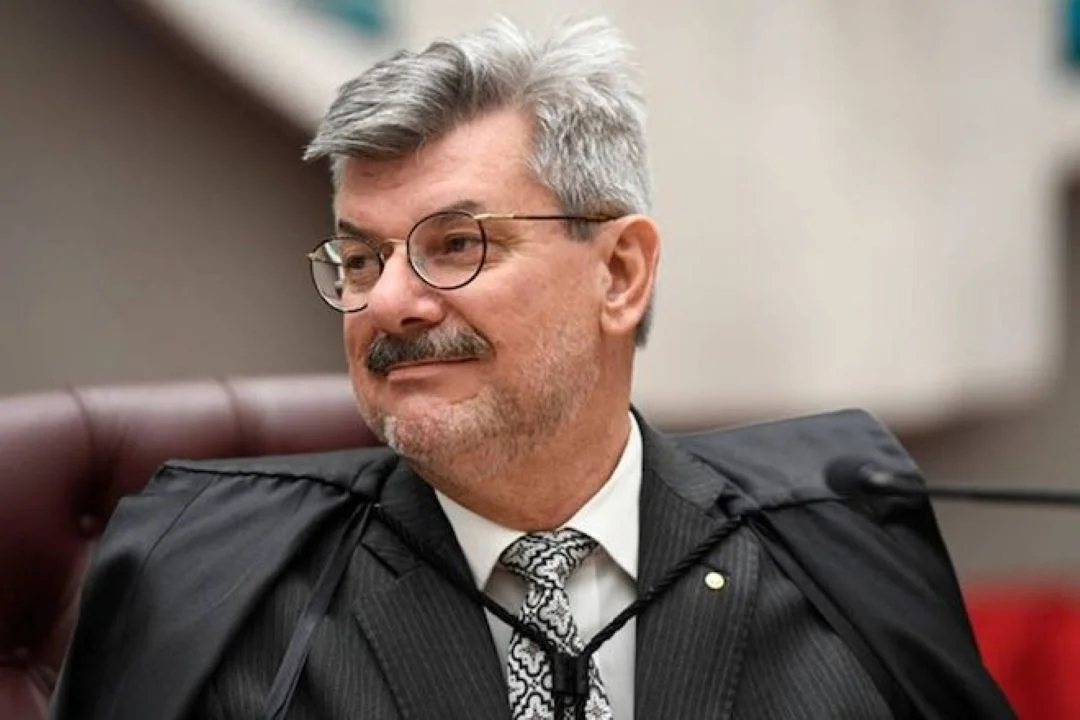 STJ CONDENA MARCO BUZZI À PERDA DO CARGO POR ASSÉDIO SEXUAL