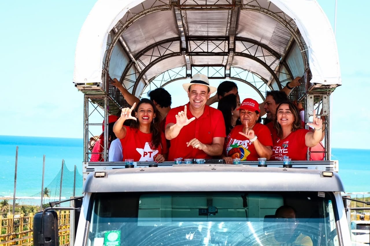 NATAL VERMELHOU: CADU DE LULA LIDERA CARREATA PELAS RUAS DA CAPITAL NESTE DOMINGO
