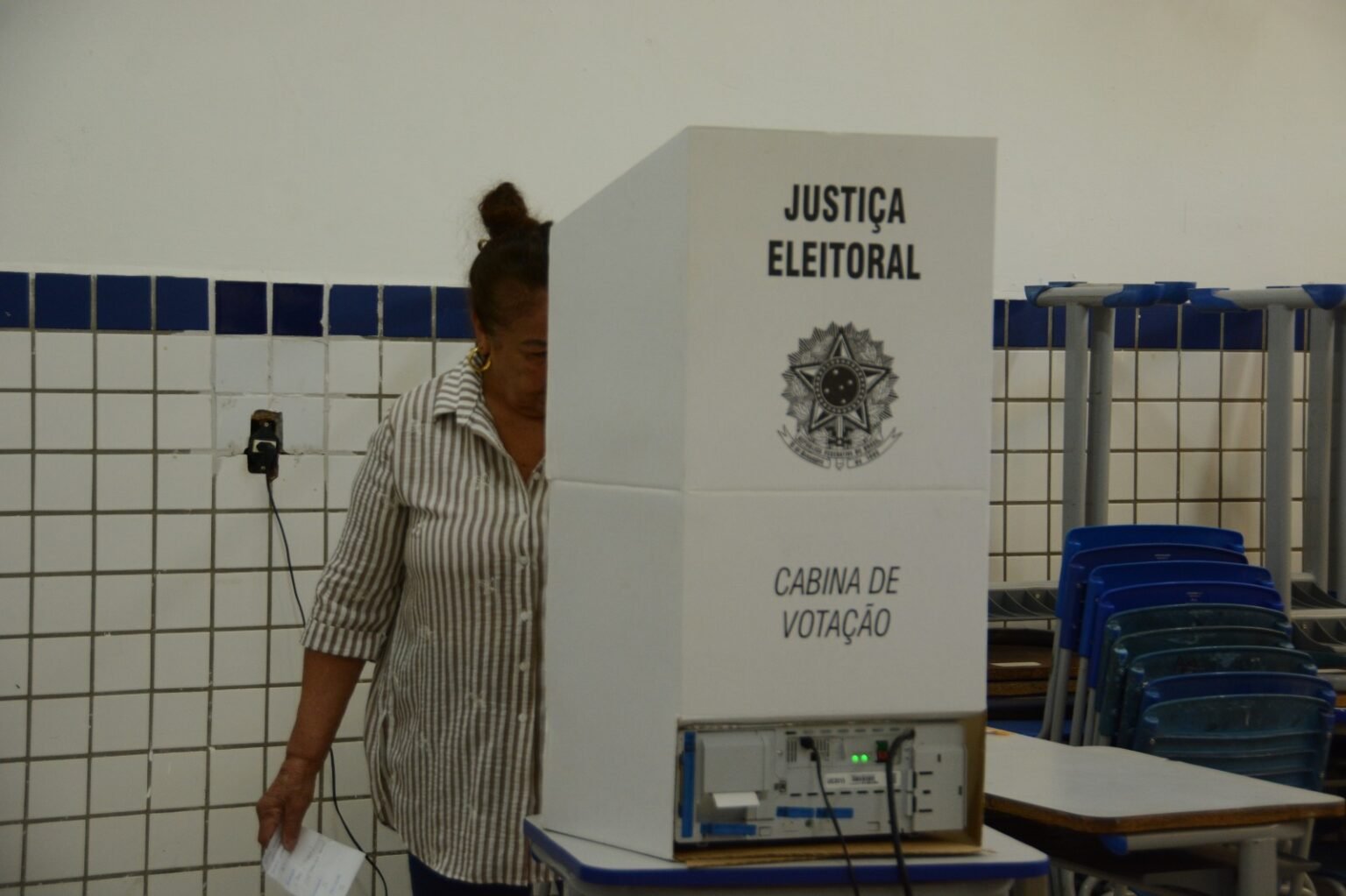 PRIMEIRO TURNO DE 2026 TEM MAIOR ABSTENÇÃO DESDE 1998 COM MAIS DE 33 MILHÕES DE AUSENTES