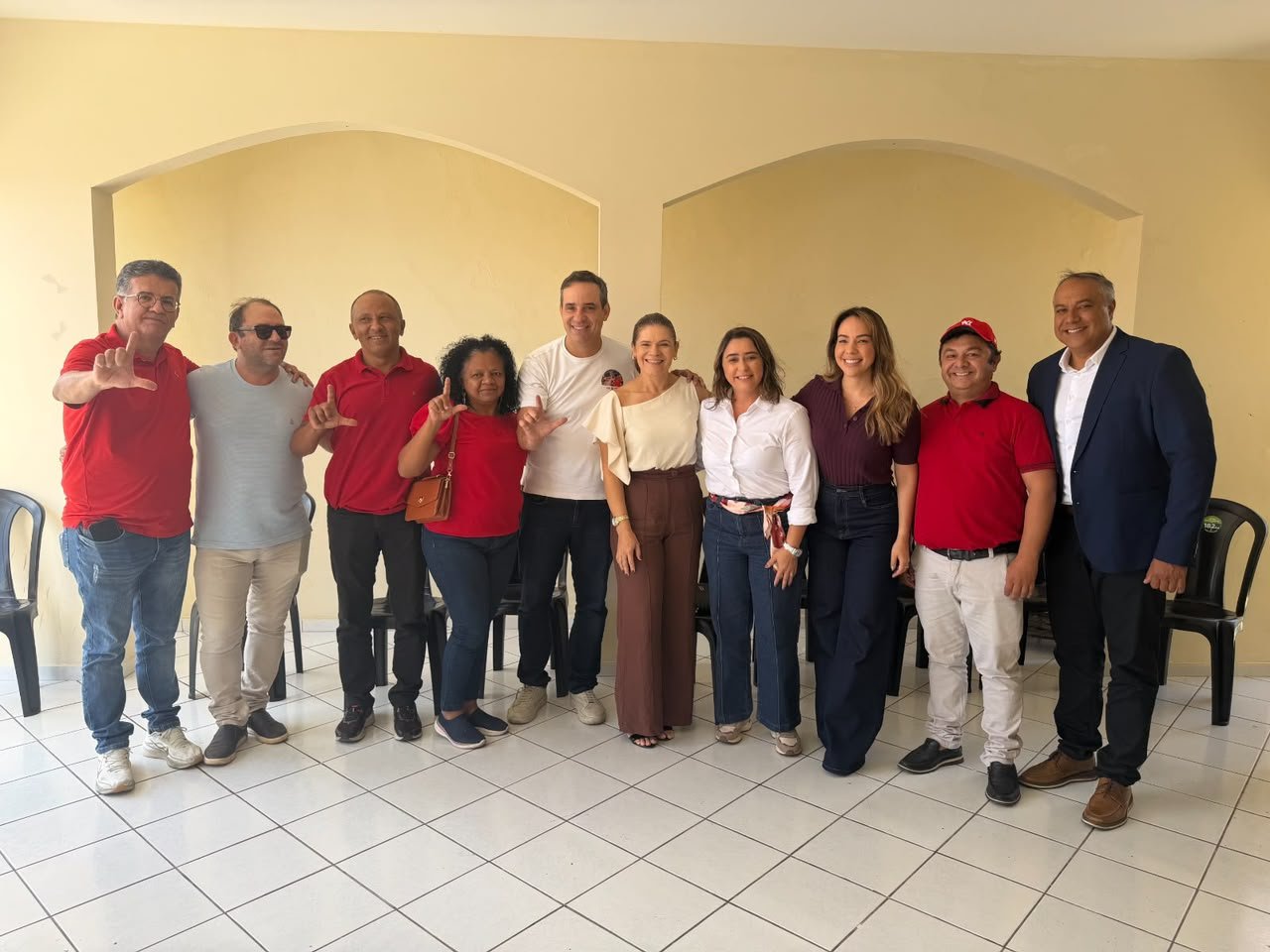 GRUPO POLÍTICO DE CAMPO REDONDO COMEMORA VITÓRIA DE CADU NO 1º TURNO, AUMENTA E GANHA REFORÇO NO 2º TURNO, COM APOIO DA SENADORA SAMANDA